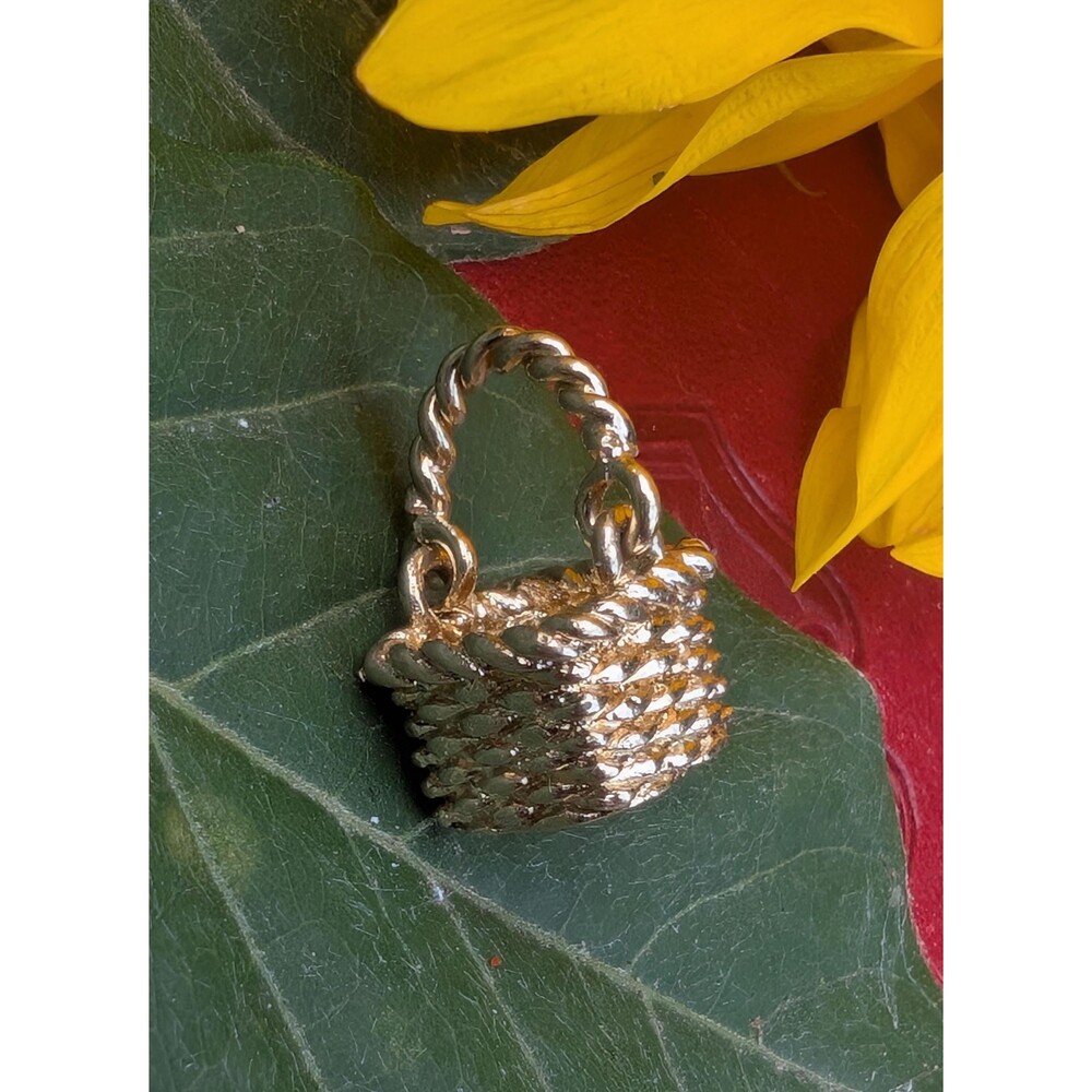 Vintage Sterling Gold Vermeil Basket Charm, Bracelet or Necklace Charm